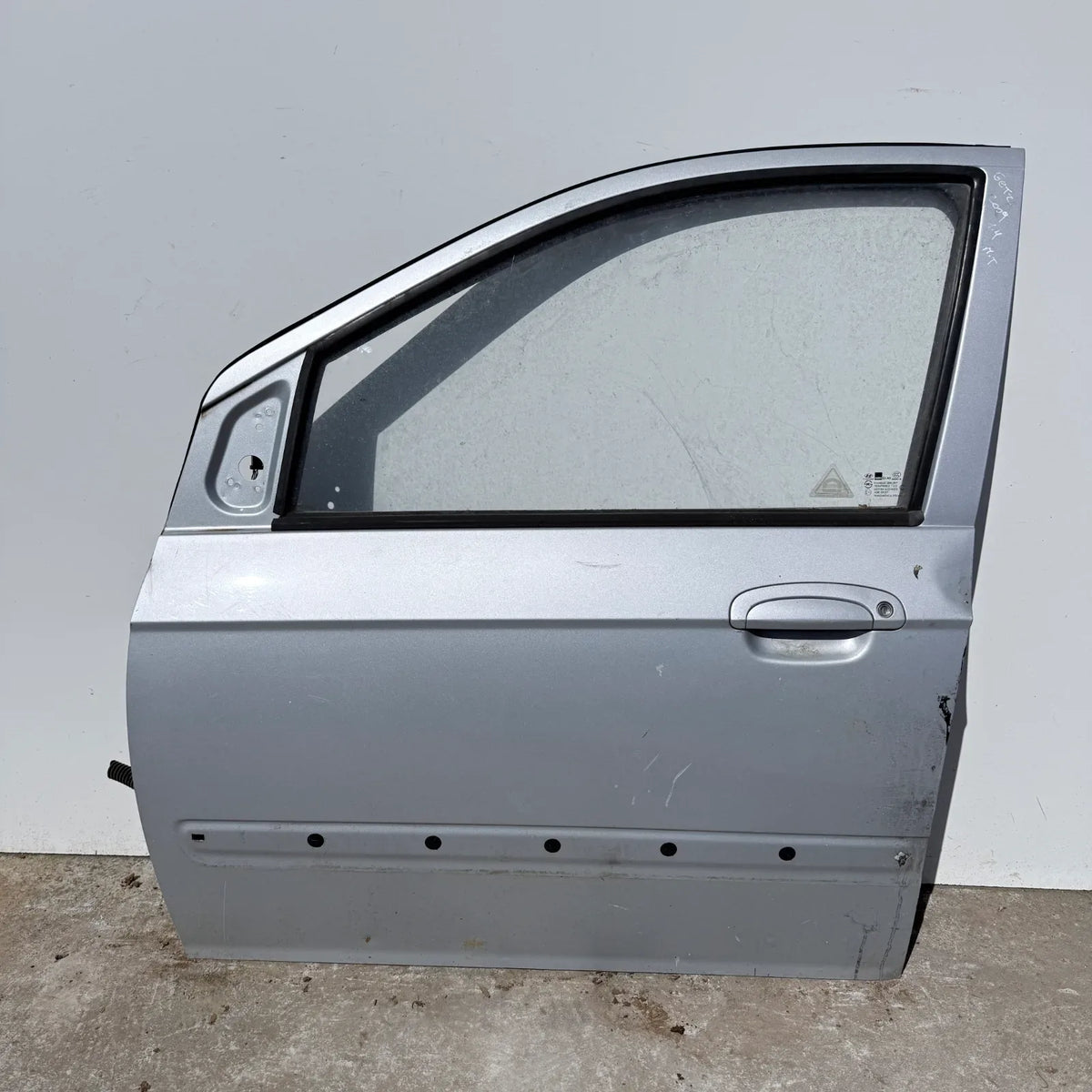 Puerta lata DELANTERA IZQUIERDA Hyundai Getz 2009 - 4x2 Bencina Mecánico