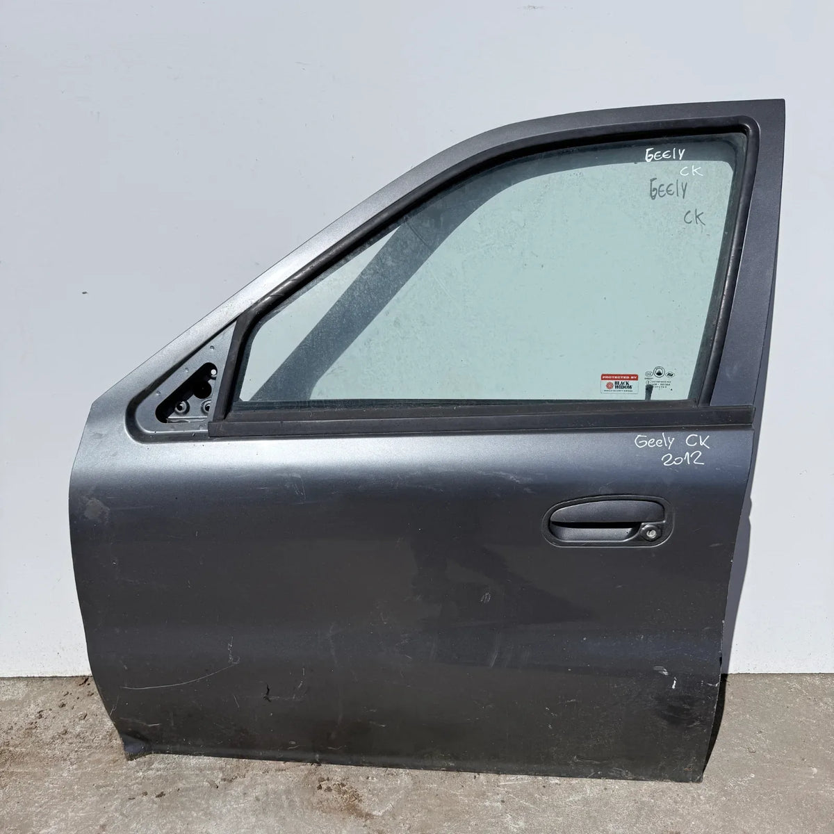 Puerta lata DELANTERA IZQUIERDA Geely  CK 2012 - 4x2 Bencina Mecánico